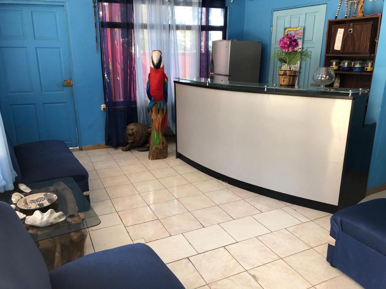 Hotel La Uvita Puerto Limon Eksteriør bilde